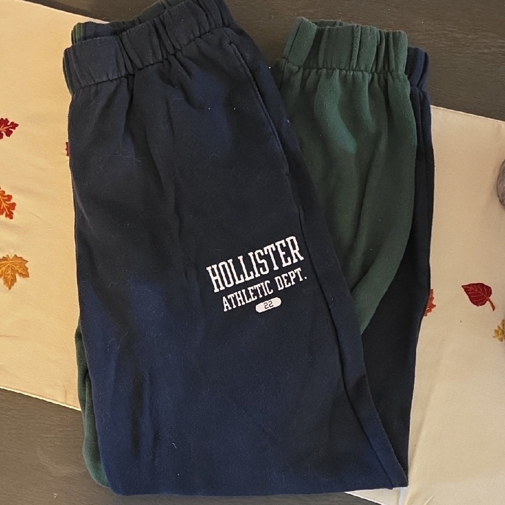 Hollister Athletic Navy and Forest Jogger 2 Piece Set